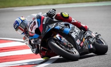 Toprak Razgatlıoğlu, Dünya Superbike Şampiyonası antrenman seansında kaza yaptı