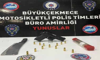 Büyükçekmece’de satırlı silahlı kavga! 14 gözaltı, 70 suç kaydı