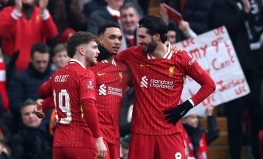 Liverpool, sahasında dört golle turladı