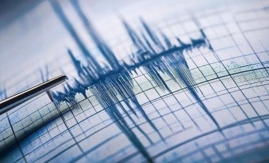 Japonya'da şiddetli deprem: 'Dev dalga' uyarısı yapıldı