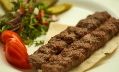 Orta Doğu'nun lezzet şöleni: Halep kebabı tarifi