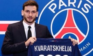 Khvicha Kvaratskhelia'ya resmen PSG'de!