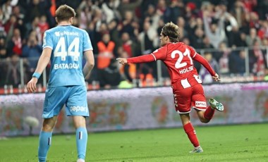 Galibiyet hasreti sona erdi: Karadeniz derbisinde Samsunspor fırtınası! Samsunspor 2-1 Trabzonspor