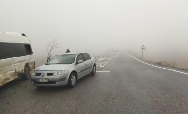 Kayseri'de feci kaza... Öğrenci servisi ile araç çarpıştı: Çok sayıda yaralı var!