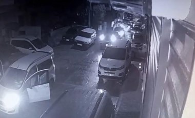 İzmir’de yol kavgası... 4 yerinden bıçaklandı!