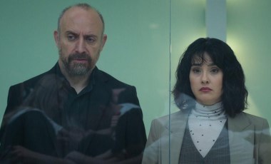 Halit Ergenç ve Funda Eryiğit başrolde: 'Adsız Aşıklar’ dizisinden ilk fragman!