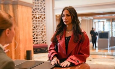 Demet Özdemir'den set pozları!