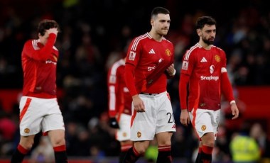 Manchester United kupaya penaltılarla veda etti!