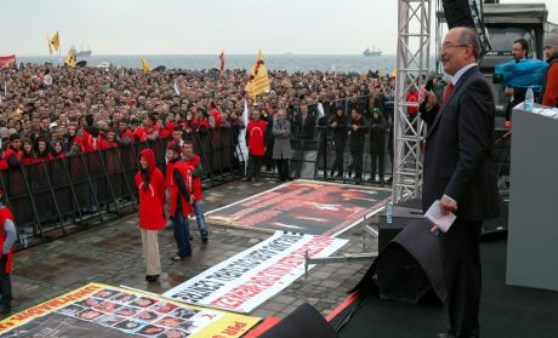 Alevilerden 60 bin kişilik miting!