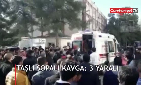 Mardin'de taşlı sopalı kavga: 3 yaralı