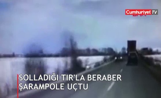 Solladığı TIR'la beraber şarampole uçtu