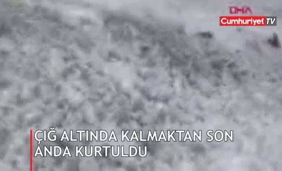 Çığ altında kalmaktan son anda kurtuldu