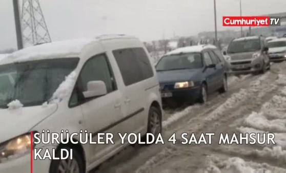 Bursa’da sürücüler 4 saat yolda mahsur kaldı