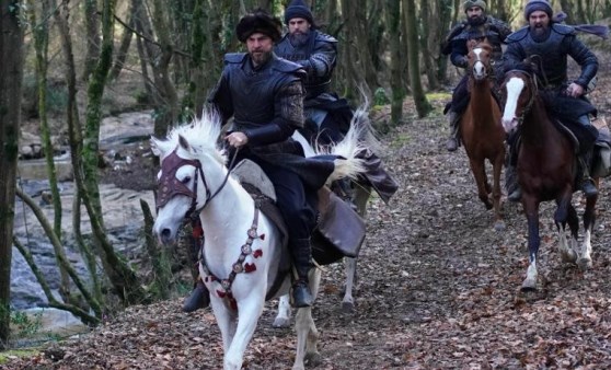 TRT'de Engin Altan Düzyatan gidiyor: İşte yerine gelen isim