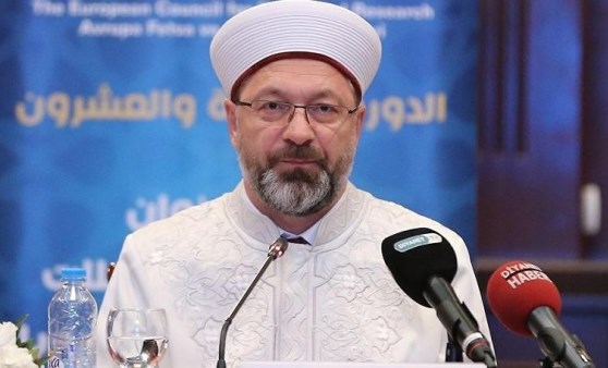 Diyanet İşleri Başkanı Erbaş'ın 'kadından imam olmaz' sözleri tartışma yarattı