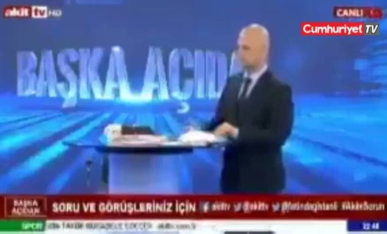 Cem Toker Akit Tv’de konuştu! ‘Sunucu ne yapacağını şaşırdı’