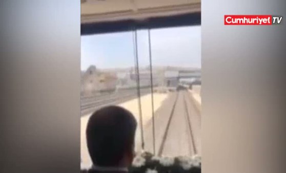 AKP'li heyetten yurttaşlara: Şeyin trene baktığı gibi bakıyorlar (23.03.2019)(Video Haber)