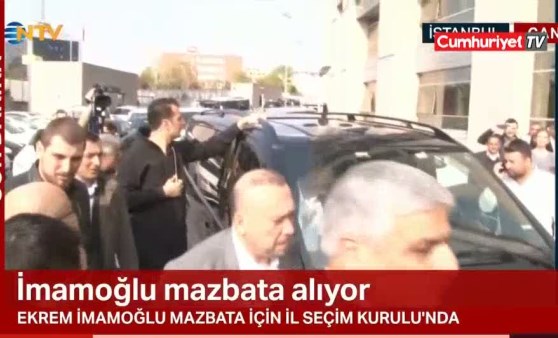 Ekrem İmamoğlu Çağlayan Adliyesi'nde bu sloganlarla karşılandı