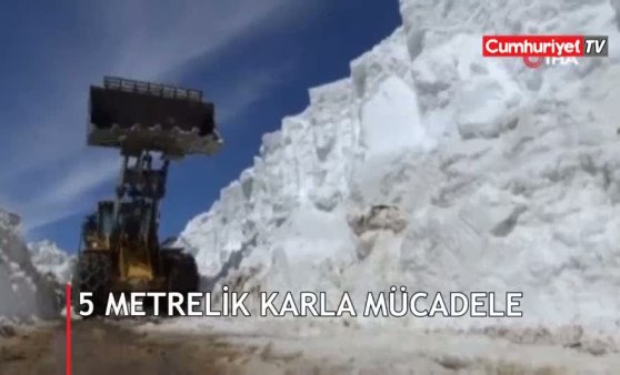 Nisan ayında 5 metre karla mücadele