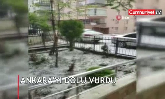 Başkent'i dolu vurdu