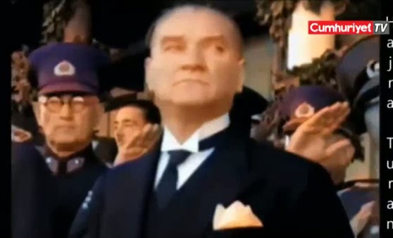 Yapay zeka teknolojisiyle renklendirilen Atatürk videosu izlenme rekorları kırdı