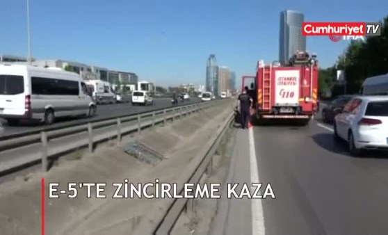 E-5’te zincirleme kaza: 5 araç birbirine girdi