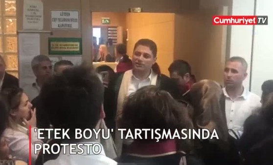 'Etek boyu' tartışmasında alkışlı protesto