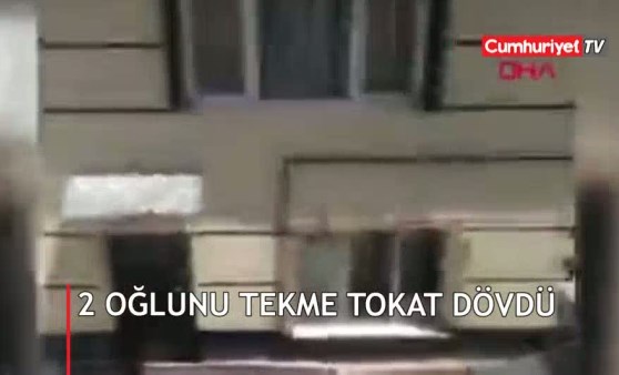 Sokak ortasında baba şiddeti, 2 oğlunu tekme tokat dövdü!