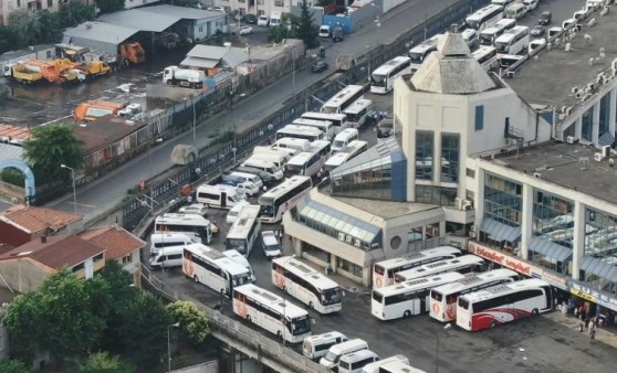 Otogarda seçim yoğunluğu! Hepsi dolu geldi