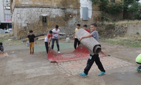 Eski halı ve kilimlerle kendi 