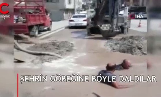 Hayrete düşüren manzara! Şehrin göbeğine böyle daldılar