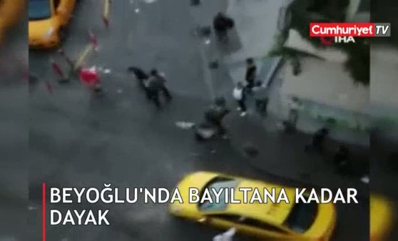 Beyoğlu'nda eğlence çıkışı kavga: Bayıltana kadar dövdüler!