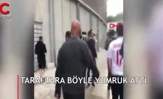 Irkçı siyasetçiden İngiliz taraftara yumruk!