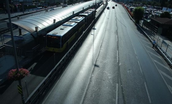 İstanbul'da yollar boş kaldı