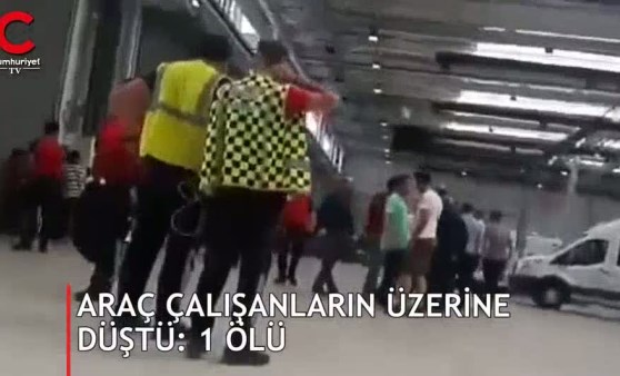 İstanbul Havalimanı'nda araç çalışanların üzerine düştü: 1 kişi yaşamını yitirdi (14.08.2019)(Video Haber)