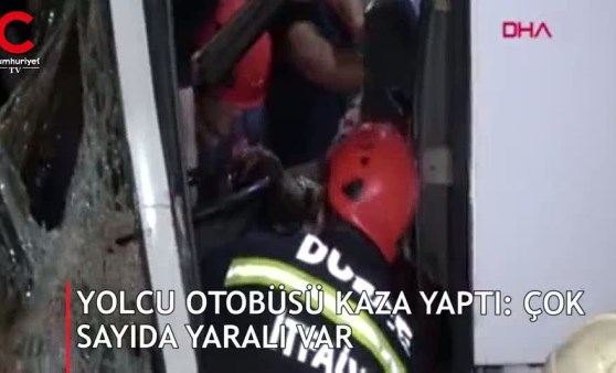 Yolcu otobüsü TIR'a çarptı: 37 yaralı