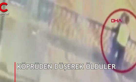 Korkuluklara yaslanıp öpüşen çift, köprüden düşerek öldü