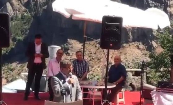 Davutoğlu'ndan Erdoğan'a 'bedel öderler' yanıtı