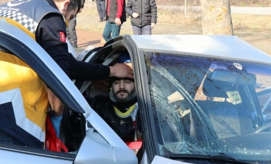 Feci kaza: 10 yaşındaki çocuk hayatını kaybetti, anne ve baba yaralandı