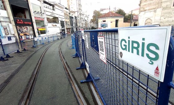 Kısıtlamanın ilk gününde İstanbul boş kaldı