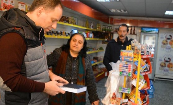 CHP'li vekil bir günlüğüne bakkal oldu, yurttaşın halini bu video ile anlattı