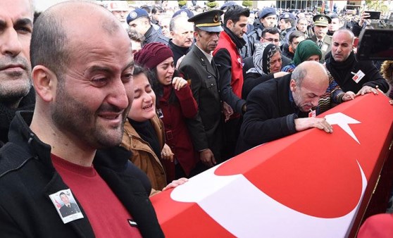 İdlib şehidinin ağabeyinden yürekleri yakan feryat: Artık yeter, bir şeyler yapın