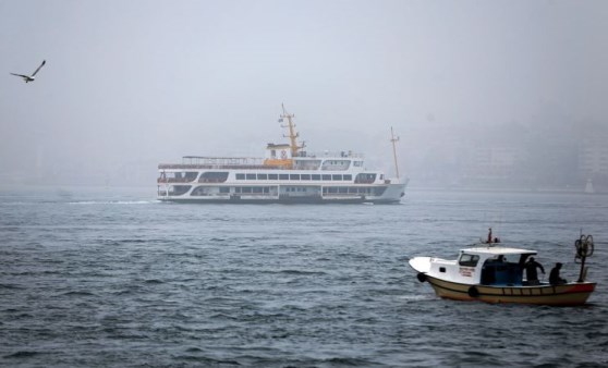 İstanbul yeni güne sisle uyandı