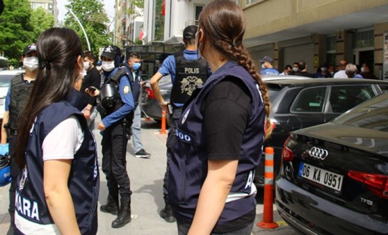 Kayyımları protesto eden Veli Saçılık'ın da olduğu 11 HDP'li gözaltına alındı