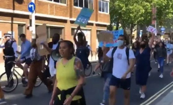 ABD'deki protestolar, İngiltere'ye de sıçradı