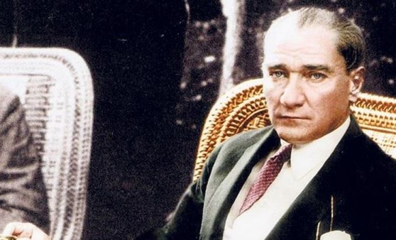 Atatürk’ü ağlatan komutanın adını sildiler