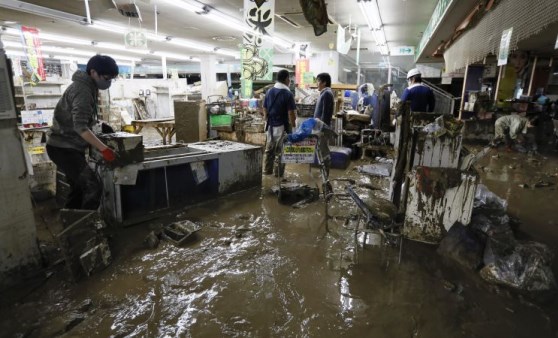 Japonya'daki sel felaketinde ölü sayısı 62'ye ulaştı:  880 bin kişiye tahliye çağrısı yapıldı