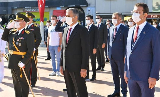 Taksim Meydanı'nda 30 Ağustos Zafer Bayramı töreni düzenlendi