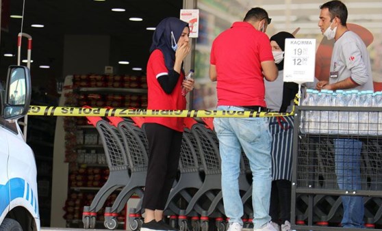 Önce marketi soydu, ardından çalışanı kaçırdı