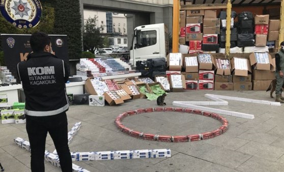 İstanbul’da kaçakçılık şebekesine operasyon: 26 gözaltı